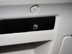 世嘉 2013款 三厢 1.6L 手动 品尚型