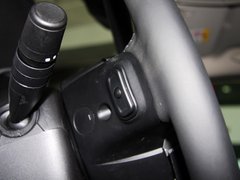 酷威 2013款 2.4L 自动 两驱尊尚版 7座