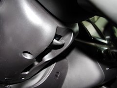 酷威 2013款 2.4L 自动 两驱尊尚版 7座