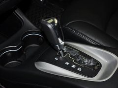 酷威 2013款 2.4L 自动 两驱尊尚版 7座