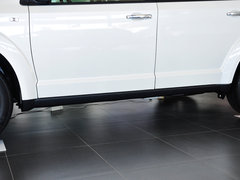 酷威 2013款 3.6L 自动 四驱旗舰版 7座