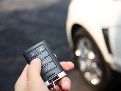 凯迪拉克SRX 2013款 3.6L 自动 旗舰型 5座