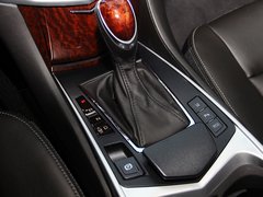 凯迪拉克SRX 2013款 3.6L 自动 旗舰型 5座