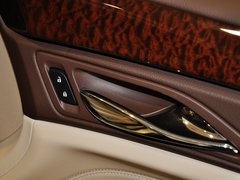 凯迪拉克SRX 2013款 3.0L 自动 领先型 5座