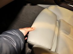 凯迪拉克SRX 2013款 3.0L 自动 领先型 5座