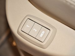 凯迪拉克SRX 2013款 3.0L 自动 领先型 5座