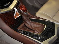 凯迪拉克SRX 2013款 3.0L 自动 领先型 5座