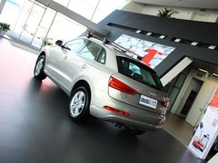 奥迪Q3 2013款 2.0T 35 TFSI quattro舒适型 5座