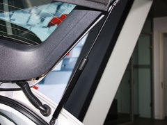 奥迪Q3 2013款 2.0T 35 TFSI quattro舒适型 5座