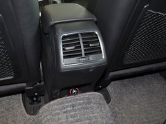 奥迪Q3 2013款 2.0T 35 TFSI quattro舒适型 5座