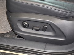 奥迪Q3 2013款 2.0T 35 TFSI quattro舒适型 5座