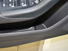 奥迪Q3 2013款 2.0T 35 TFSI quattro舒适型 5座