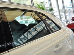 奥迪Q3 2013款 2.0T 35 TFSI quattro舒适型 5座