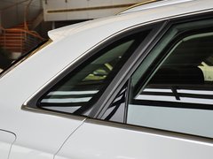 奥迪Q3 2013款 2.0T 35 TFSI quattro舒适型 5座