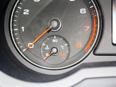 奥迪Q3 2013款 2.0T 35 TFSI quattro舒适型 5座