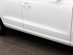 奥迪Q3 2013款 2.0T 35 TFSI quattro舒适型 5座