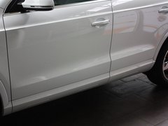 奥迪Q3 2013款 2.0T 35 TFSI quattro舒适型 5座
