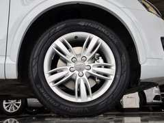 奥迪Q3 2013款 2.0T 35 TFSI quattro舒适型 5座