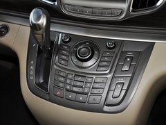 别克GL8 2013款 3.0L XT豪华商务旗舰版 7座
