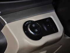 别克GL8 2013款 3.0L GT豪华商务豪雅版 7座