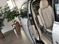 别克GL8 2013款 2.4L LT豪华商务行政版 7座
