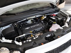 雪佛兰  三厢 1.6 自动 发动机主体特写