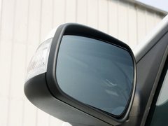 长安福特  三厢 1.8L 自动 反光镜外侧下视