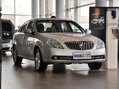 别克  全新凯越 1.5L MT 车辆右侧45度角