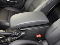 雪铁龙C5 2013款 2.0L 自动 尊享型