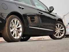 凯迪拉克XTS 2013款 28T 领先型