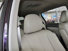 比亚迪M6 2013款 2.4L 手动 豪华型 7座
