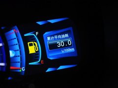 比亚迪M6 2013款 2.4L 手动 豪华型 7座