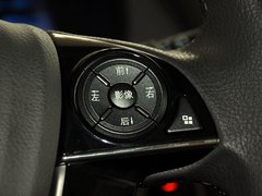 比亚迪M6 2013款 2.4L 手动 豪华型 7座