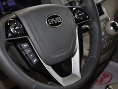 比亚迪M6 2013款 2.4L 手动 豪华型 7座