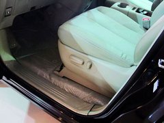 比亚迪M6 2013款 2.4L 自动 豪华型 7座