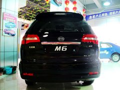 比亚迪M6 2013款 2.4L 自动 豪华型 7座