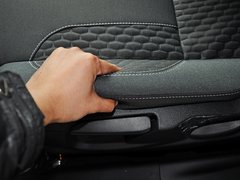 嘉年华 2013款 两厢 1.5L  自动 运动型