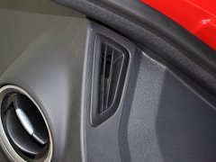 嘉年华 2013款 三厢 1.5L DCT 品尚型