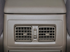 汉兰达 2011款 2.7L 自动 两驱精英版5座