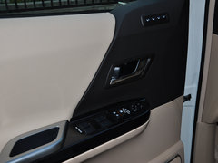 埃尔法 2012款 3.5L 自动 尊贵版 7座