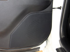 雷克萨斯CT 2013款 200h 1.8L CVT 暗夜骑士版