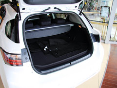 雷克萨斯CT 2013款 200h 1.8L CVT 暗夜骑士版