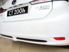 雷克萨斯CT 2013款 200h 1.8L CVT 暗夜骑士版