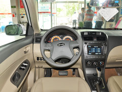 比亚迪L3 2013款 1.5L DCT 尊贵型