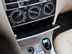 比亚迪F3 2013款 1.5L DCT 标准型