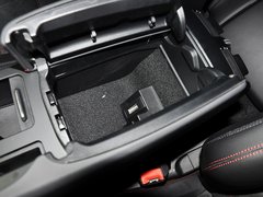 奔驰C级AMG 2012款 C63 6.3L 自动 限量版
