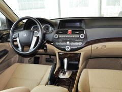 雅阁 2013款 2.0L 自动 LX