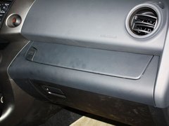 RAV4荣放 2013款 2.0L 经典特装版5座