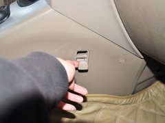 途胜L 2013款 2.0L 手动 两驱时尚型 5座
