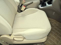 途胜L 2013款 2.0L 手动 两驱时尚型 5座